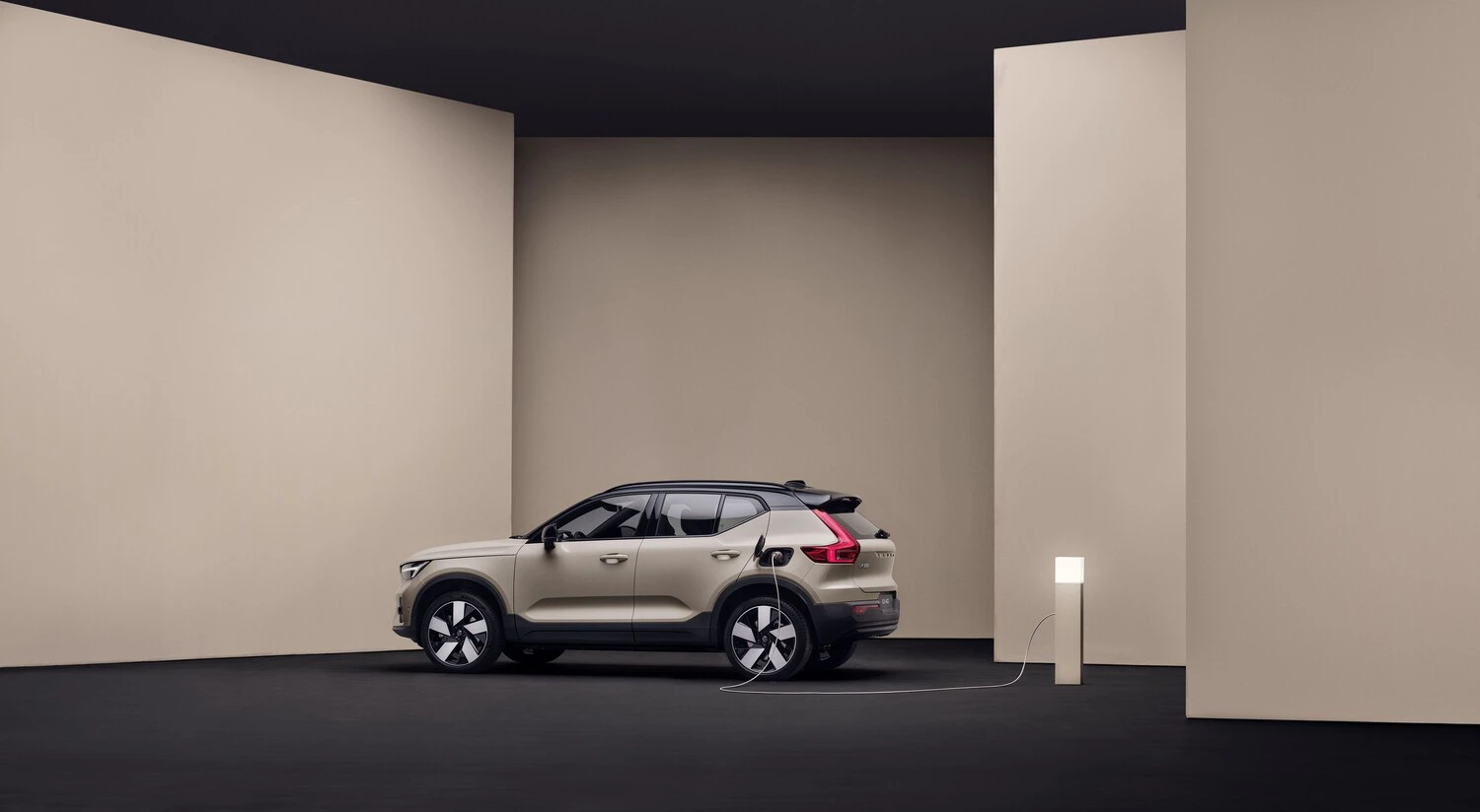 Volvoex40 2025 Lader