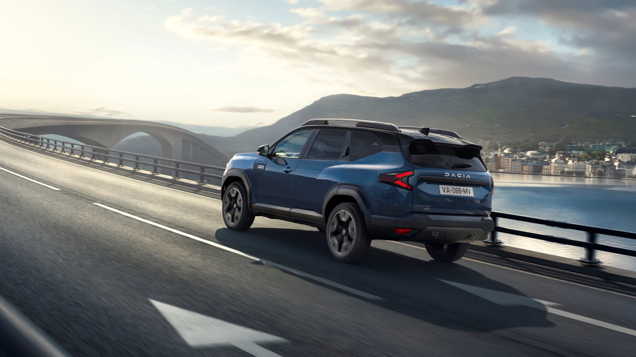 Dacia Bigster 2024 Skraa Bagfra