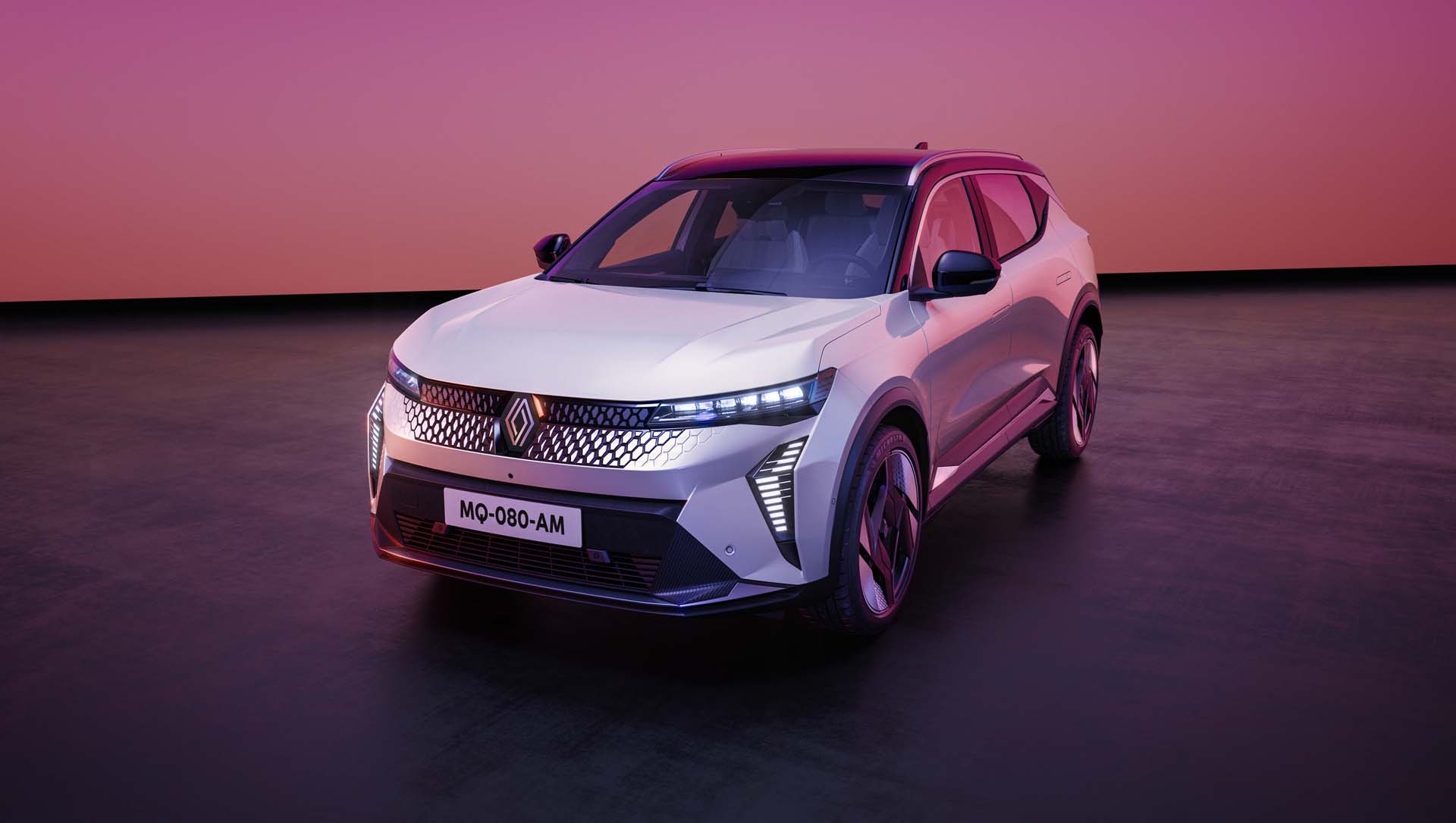 Renault Scenic Iconic 2024 Studie Skraa