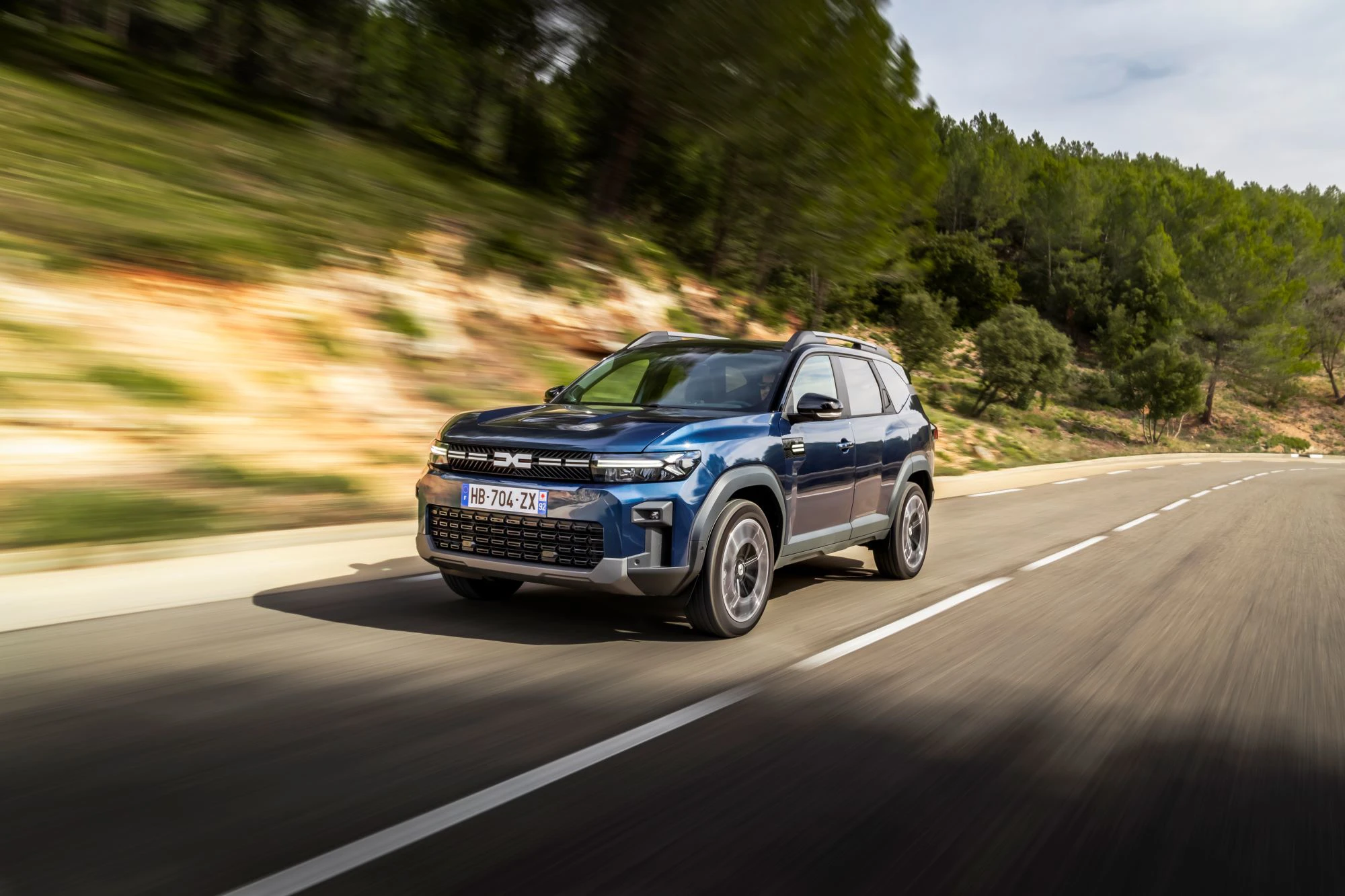 Dacia Bigster 2025 Koerende Forfra Venstre