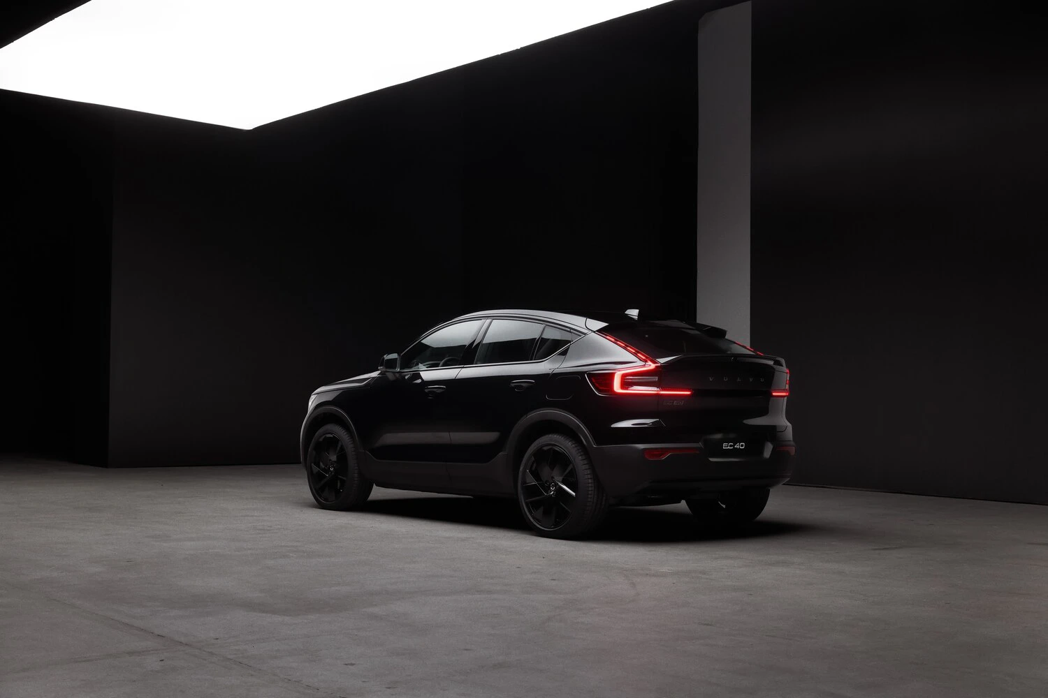 Volvo BE EC40 2025 V Bag