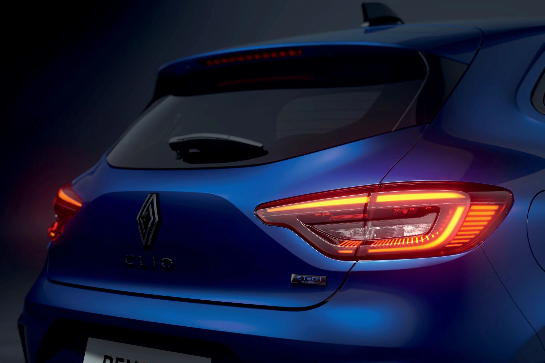 Renault Clio 2024 Bagende