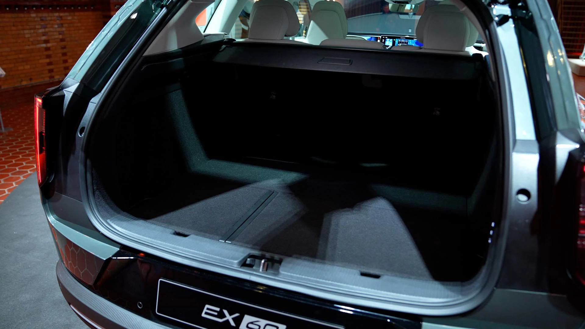 Bilguiden Ex60 Aarhus Bagagerum