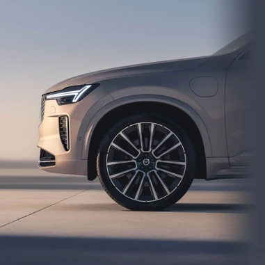Volvo XC90 2024 Forhjul